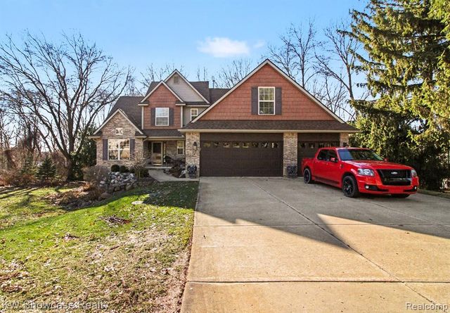 2648 Morel Drive, Highland, MI 48356