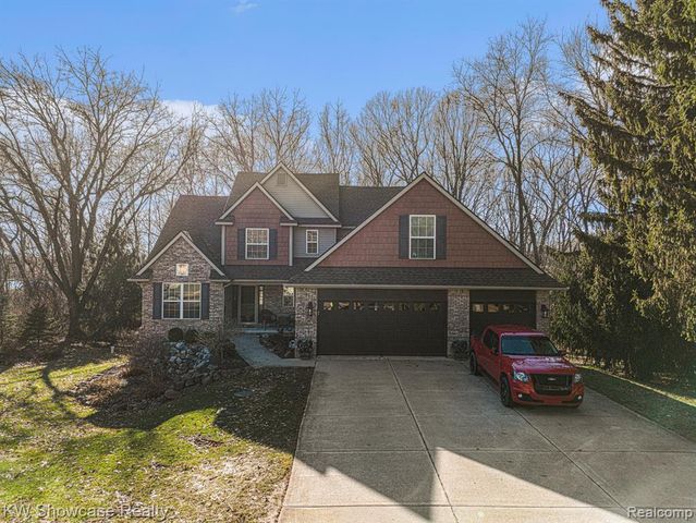 2648 Morel Drive, Highland, MI 48356