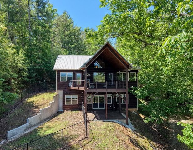 855 Smokey Hollow Drive, Murphy, NC 28906