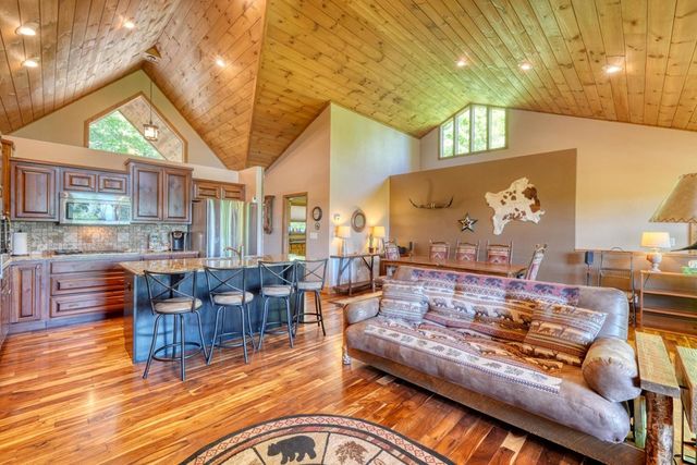 855 Smokey Hollow Drive, Murphy, NC 28906