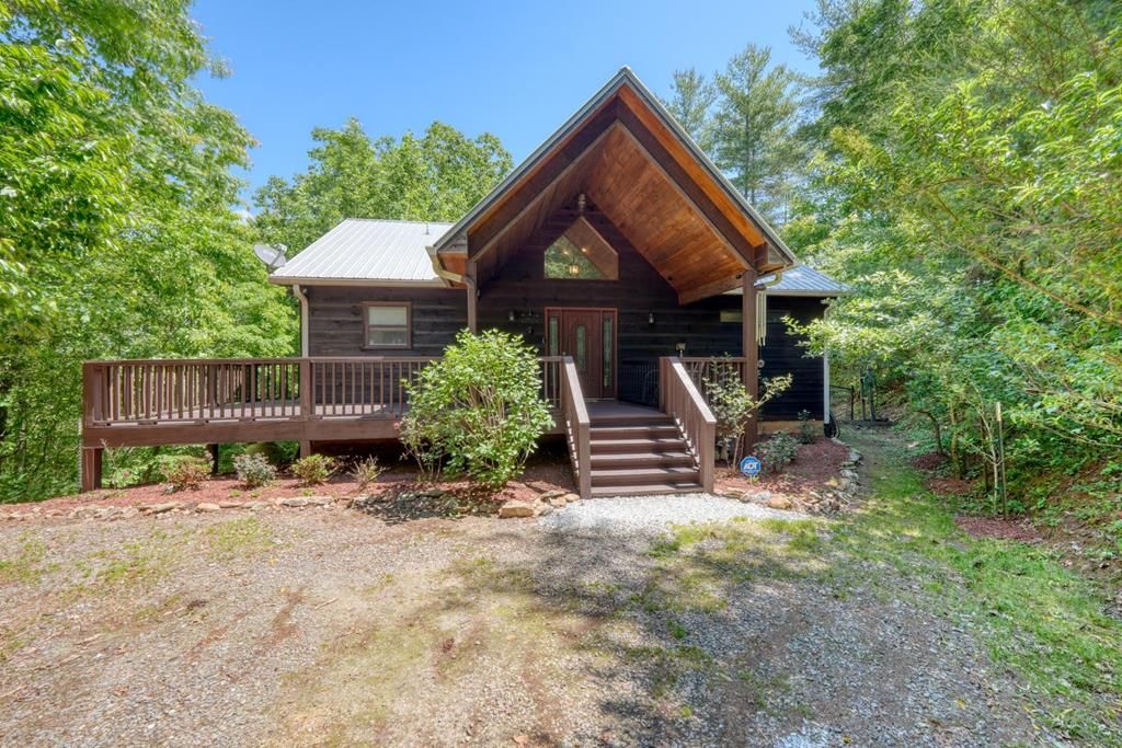 855 Smokey Hollow Drive, Murphy, NC 28906