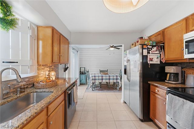 888 Orchard Avenue, Barberton, OH 44203