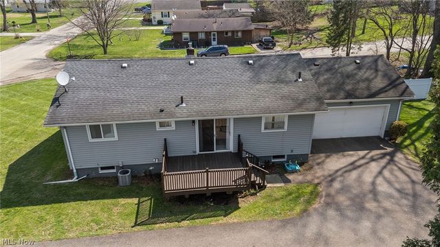 888 Orchard Avenue, Barberton, OH 44203