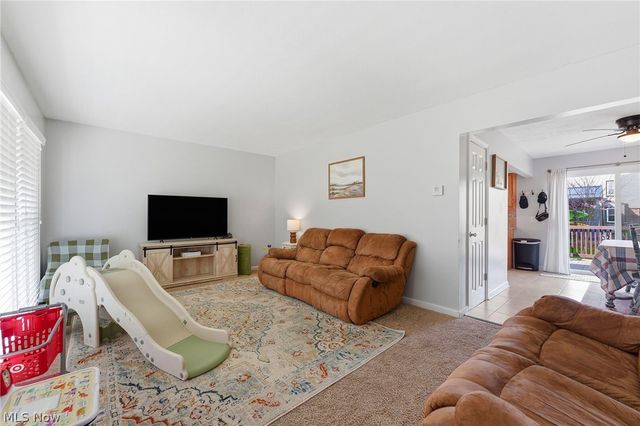 888 Orchard Avenue, Barberton, OH 44203