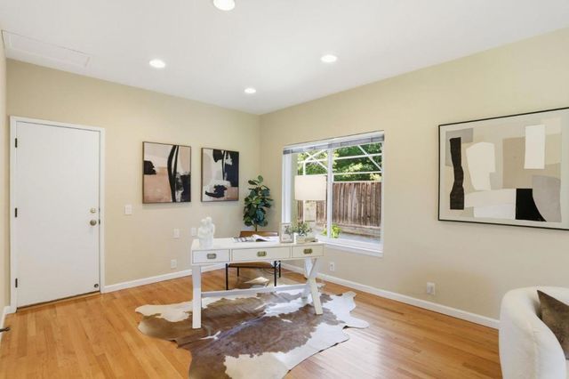 560 Tawny Drive, Pleasanton, CA 94566