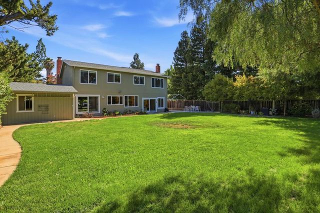 560 Tawny Drive, Pleasanton, CA 94566