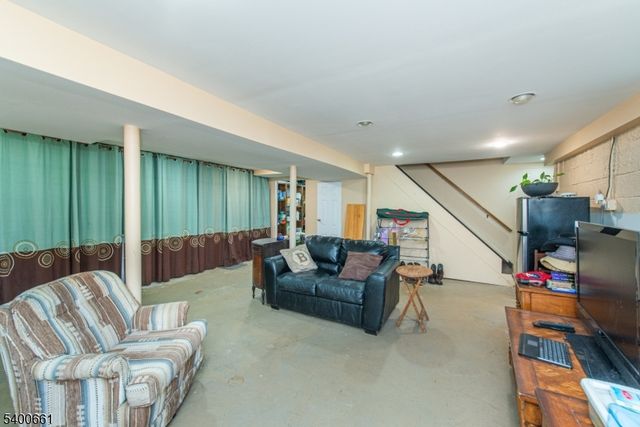 131 Taylortown Rd, Montville Twp., NJ 07005