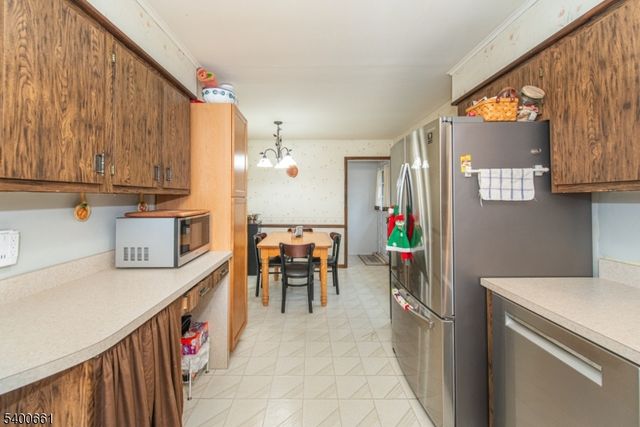 131 Taylortown Rd, Montville Twp., NJ 07005