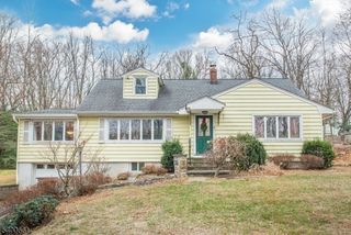 131 Taylortown Rd, Montville Twp., NJ 07005