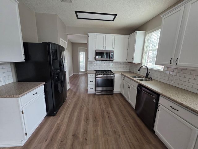 8507 Chat LN, Round Rock, TX 78681