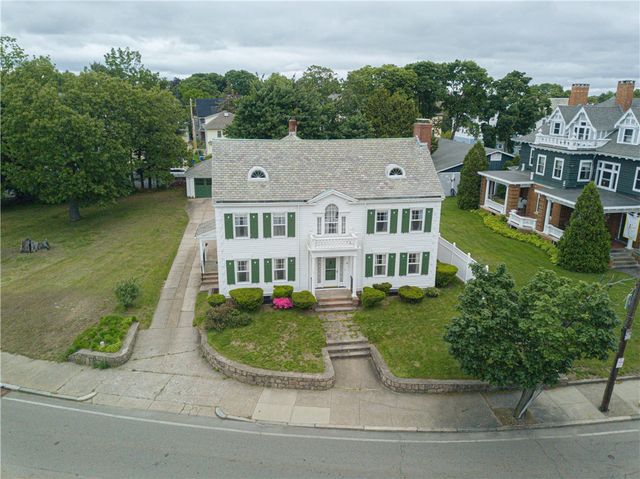 36 UNDERWOOD Drive, Pawtucket, RI 02860