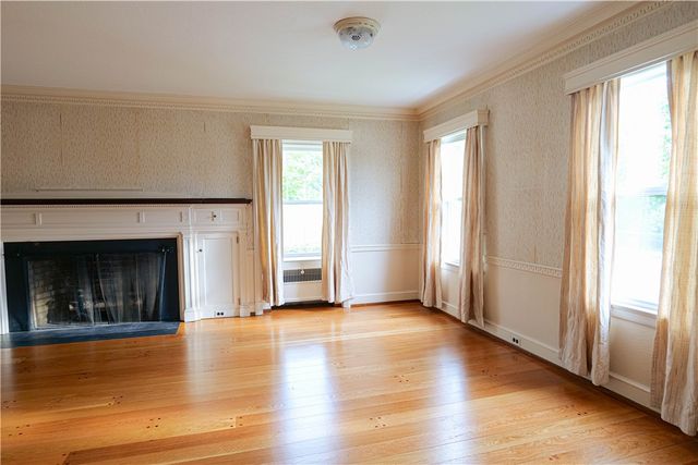 36 UNDERWOOD Drive, Pawtucket, RI 02860