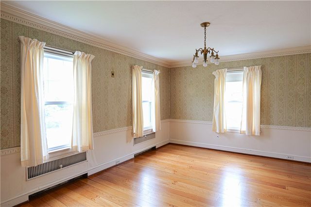 36 UNDERWOOD Drive, Pawtucket, RI 02860