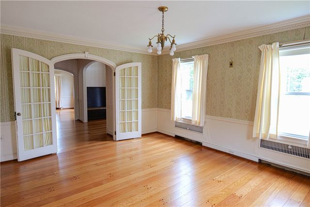 36 UNDERWOOD Drive, Pawtucket, RI 02860