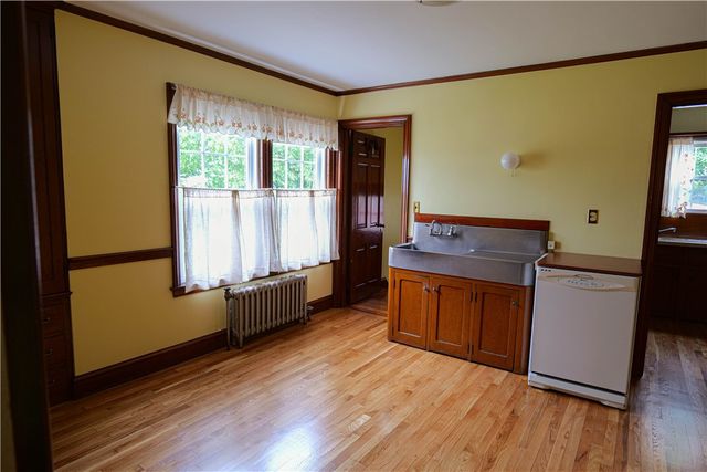 36 UNDERWOOD Drive, Pawtucket, RI 02860