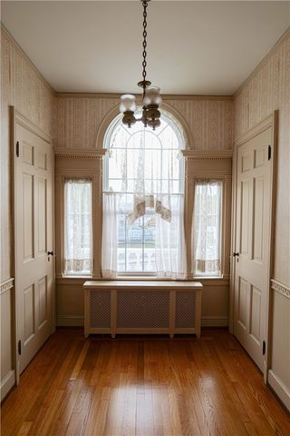 36 UNDERWOOD Drive, Pawtucket, RI 02860