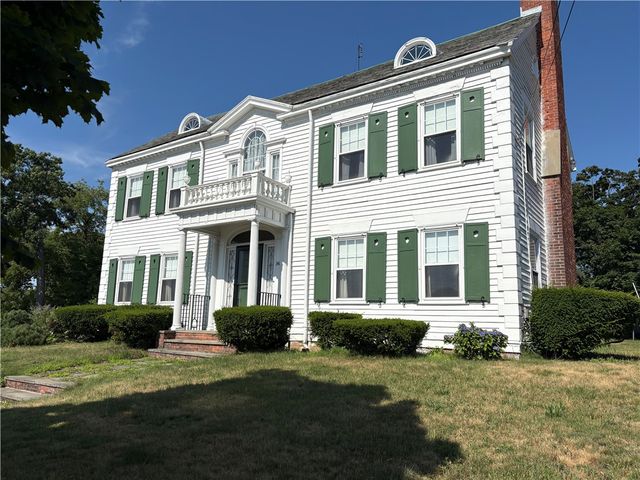 36 UNDERWOOD Drive, Pawtucket, RI 02860