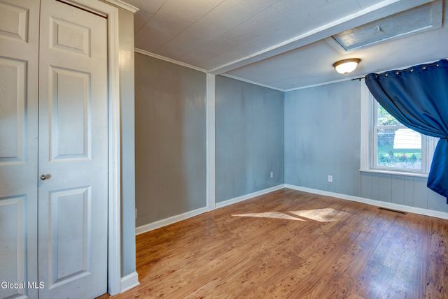 1617 7th Avenue, Schenectady, NY 12303