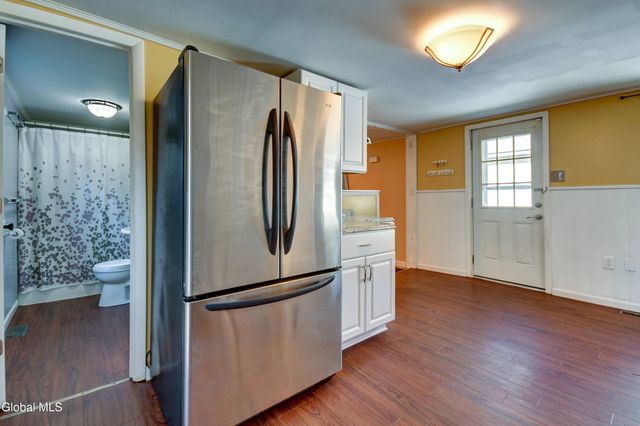 1617 7th Avenue, Schenectady, NY 12303