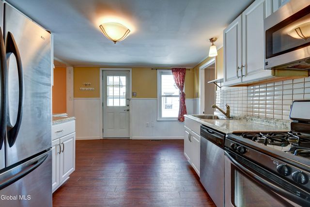 1617 7th Avenue, Schenectady, NY 12303