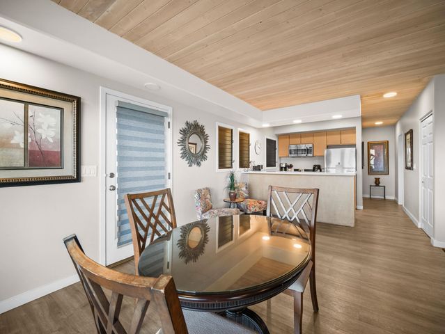 978 Kupulau Dr, Kihei, HI 96753