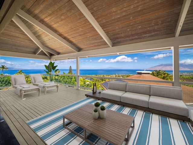 978 Kupulau Dr, Kihei, HI 96753