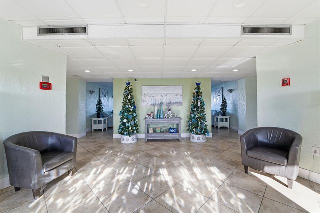 4939 FLORAMAR TERRACE 712, New Port Richey, FL 34652