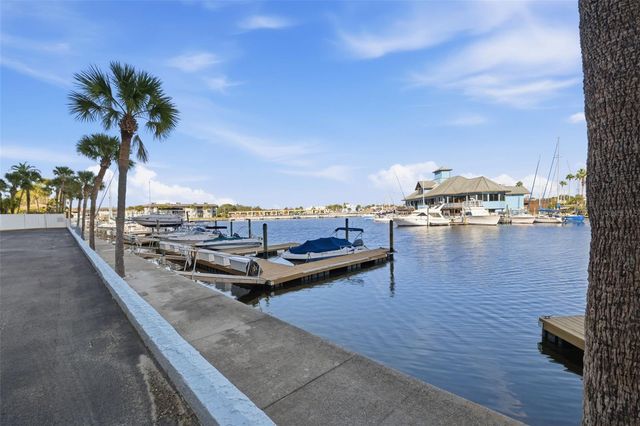 4939 FLORAMAR TERRACE 712, New Port Richey, FL 34652