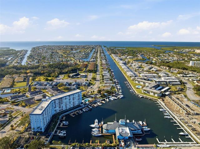 4939 FLORAMAR TERRACE 712, New Port Richey, FL 34652