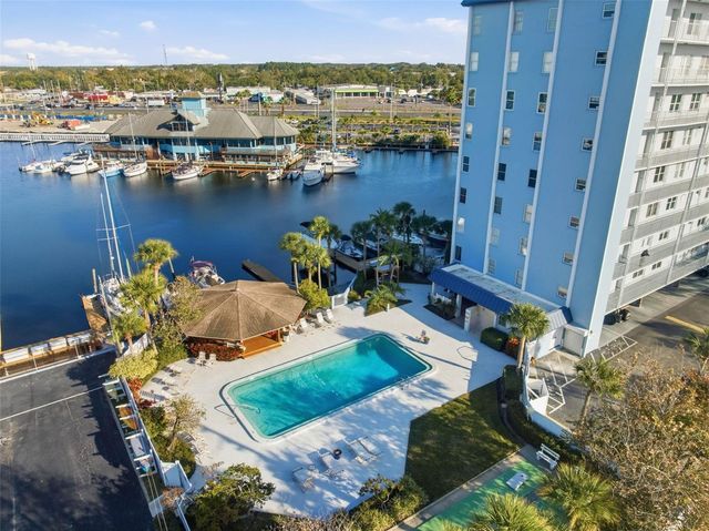 4939 FLORAMAR TERRACE 712, New Port Richey, FL 34652