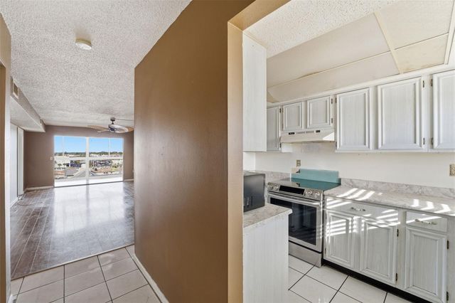 4939 FLORAMAR TERRACE 712, New Port Richey, FL 34652