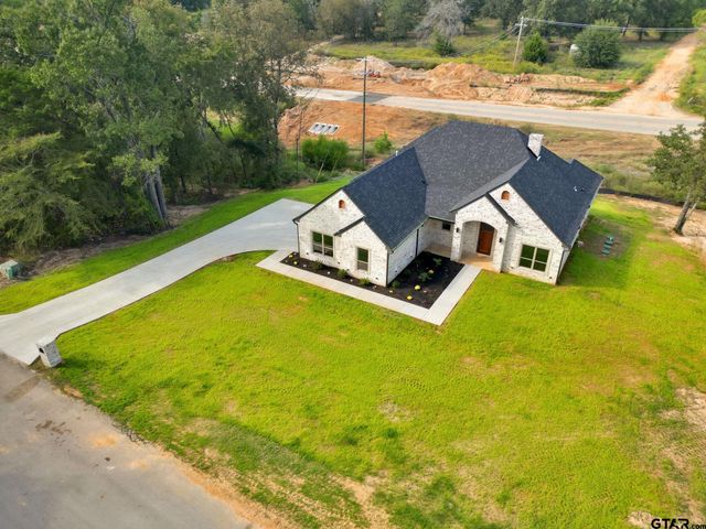 16618 Meadow Crest Dr, Lindale, TX 75771