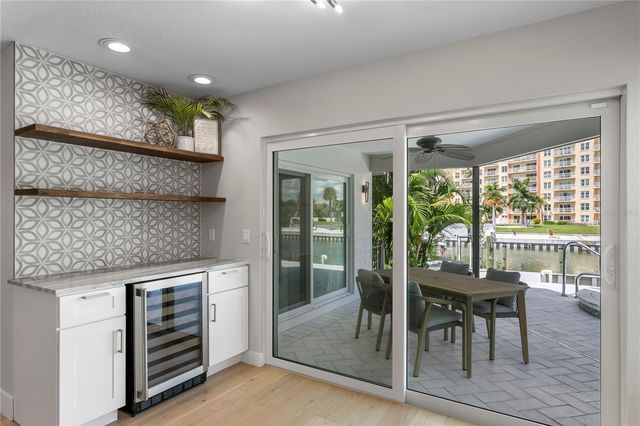 4995 58TH AVENUE S, St Petersburg, FL 33715