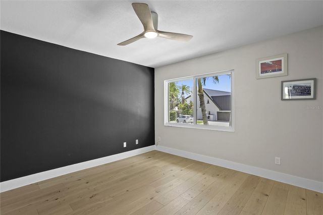 4995 58TH AVENUE S, St Petersburg, FL 33715