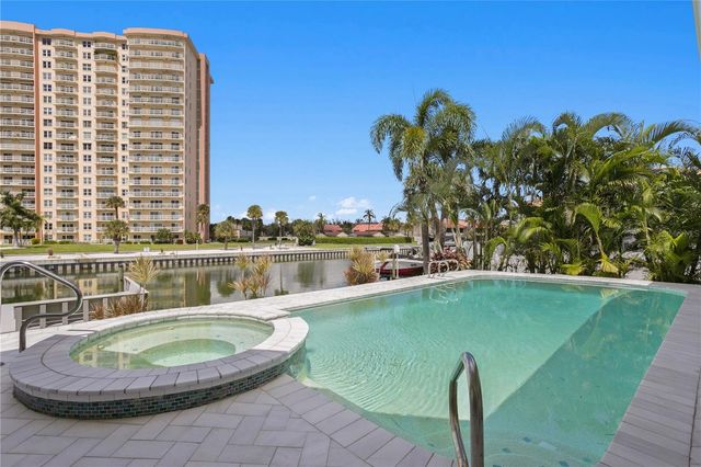 4995 58TH AVENUE S, St Petersburg, FL 33715