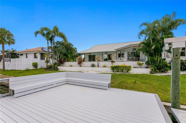 4995 58TH AVENUE S, St Petersburg, FL 33715