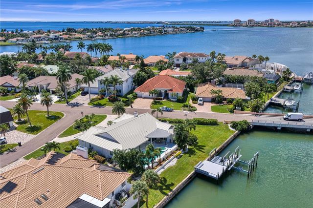 4995 58TH AVENUE S, St Petersburg, FL 33715