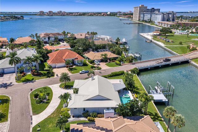 4995 58TH AVENUE S, St Petersburg, FL 33715