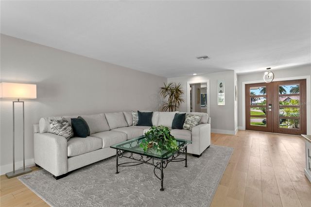 4995 58TH AVENUE S, St Petersburg, FL 33715