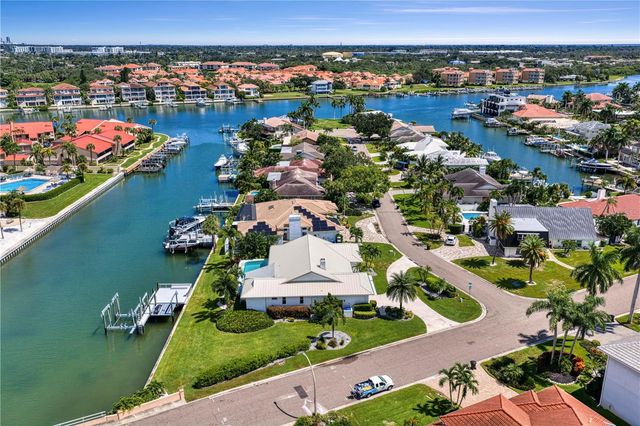 4995 58TH AVENUE S, St Petersburg, FL 33715