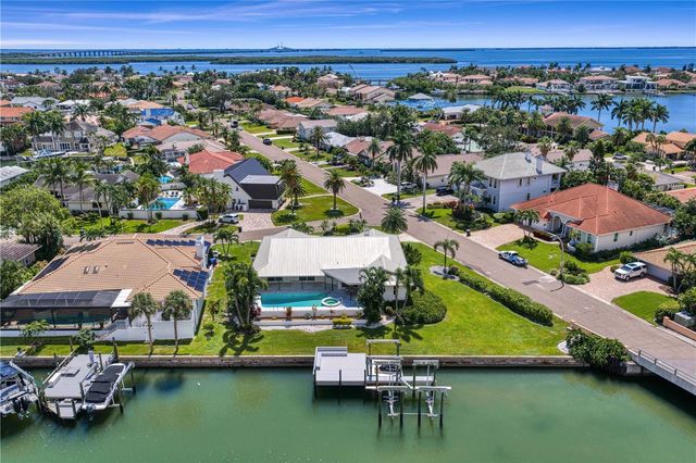 4995 58TH AVENUE S, St Petersburg, FL 33715