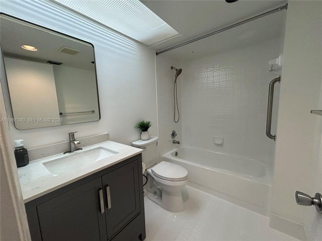100 SW 130th Terrace 109C, Pembroke Pines, FL 33027