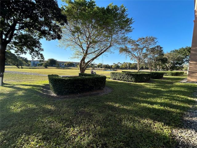 100 SW 130th Terrace 109C, Pembroke Pines, FL 33027