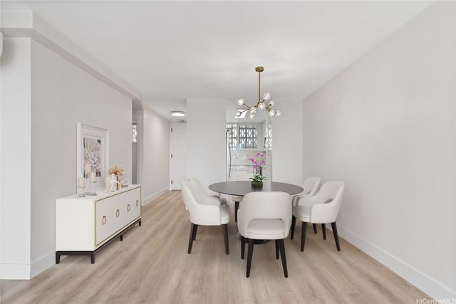 469 Ena Road 2304, Honolulu, HI 96815