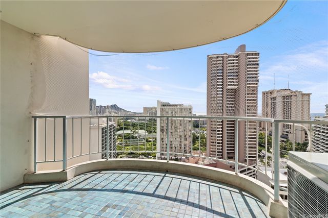 469 Ena Road 2304, Honolulu, HI 96815