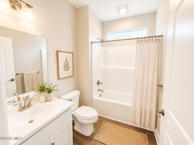 1630 Heather Meadow Drive, Toledo, OH 43614