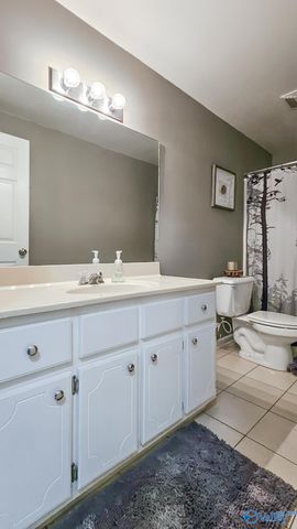 1100 Rain Tree Drive, Tuscumbia, AL 35674