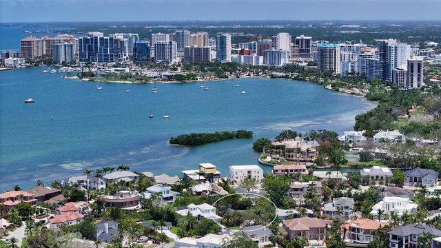 1387 HARBOR DRIVE, Sarasota, FL 34239