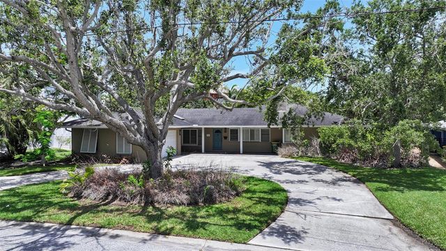 1387 HARBOR DRIVE, Sarasota, FL 34239