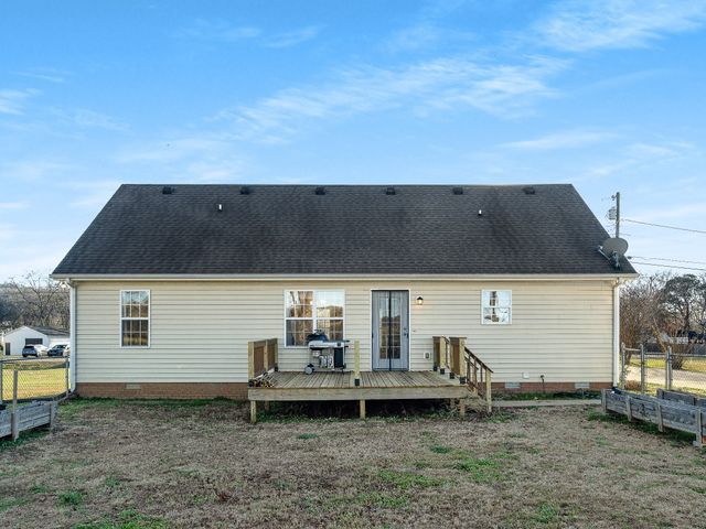 265 Sagewood Dr, Pulaski, TN 38478